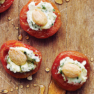 apricots-cheese-su-x